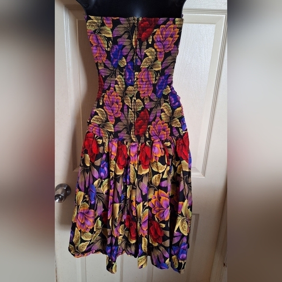 Katie floral strapless dress size 5-6 - Picture 6 of 7